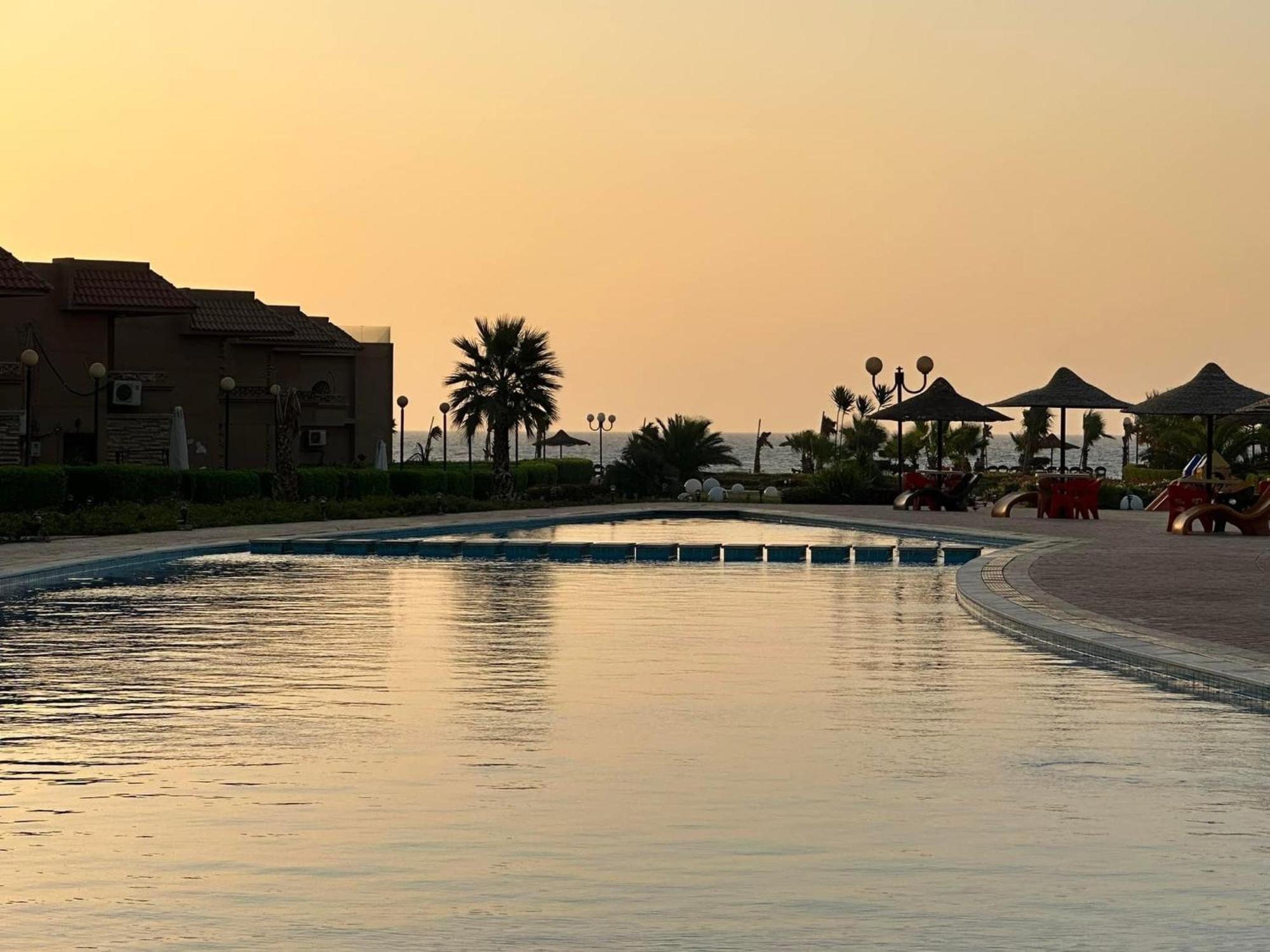 Relaxing Studio-Malibu El Sokhna Resort Ain Sukhna Bagian luar foto